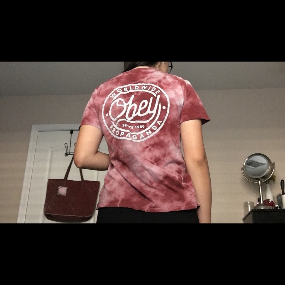 Obey t-shirt